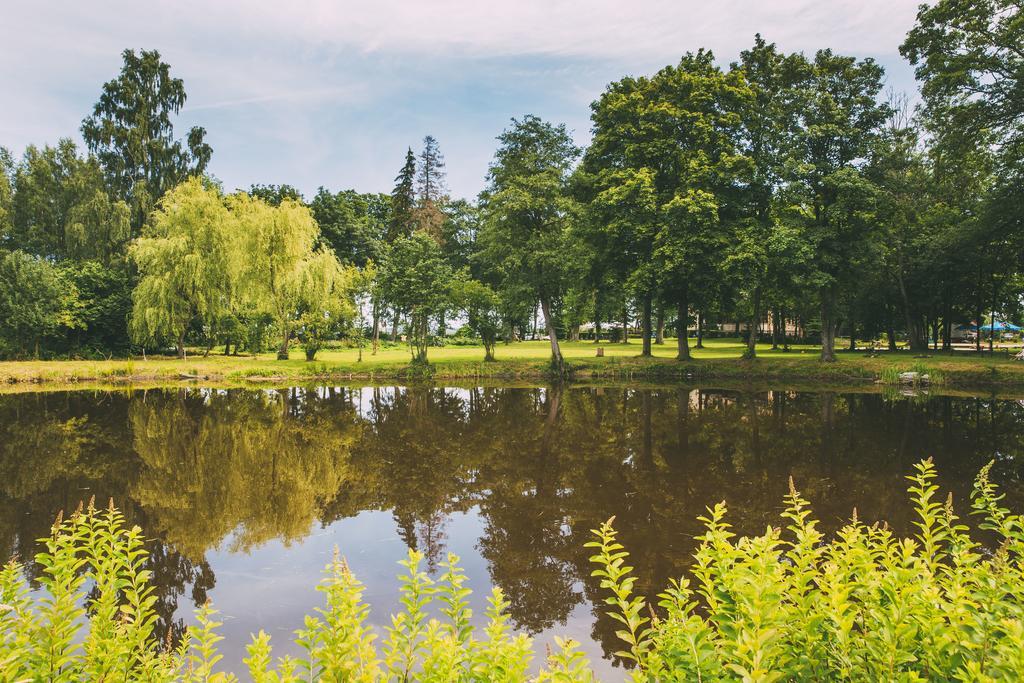 Palac Poraj Wicko  Luaran gambar
